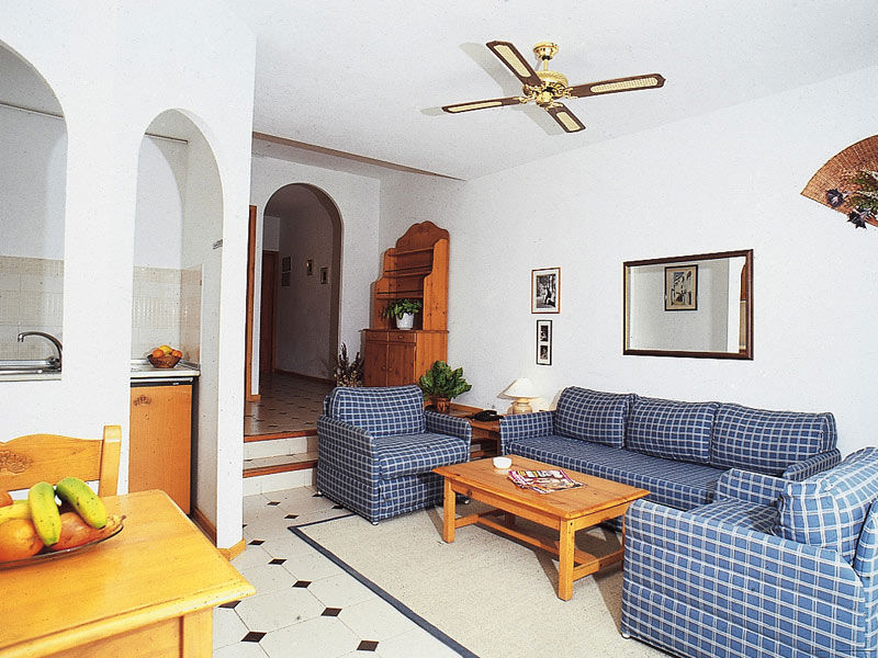 Apartamentos Hg Cristian Sur Los Cristianos  Bagian luar foto